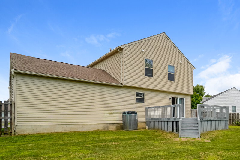 1,845/Mo, 5911 Ocala Ct Galloway, OH 43119 Rear View