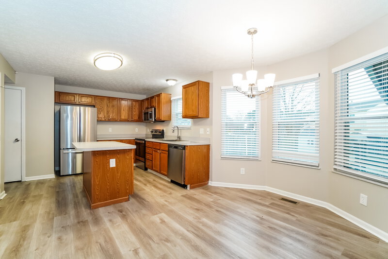 2,240/Mo, 8435 Priestley Dr Reynoldsburg, OH 43068 Dining Room View