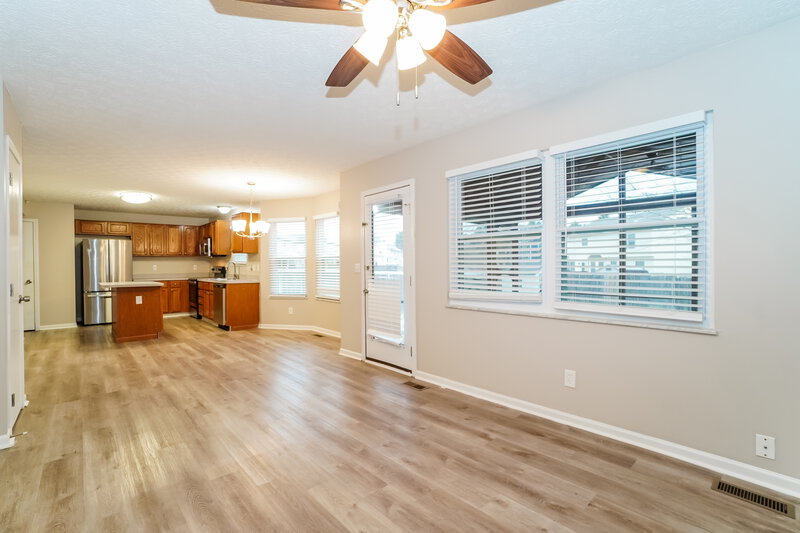 2,240/Mo, 8435 Priestley Dr Reynoldsburg, OH 43068 Family Room View