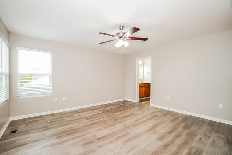 2,390/Mo, 5852 Trail Creek Dr Dublin, OH 43016 Main Bedroom View