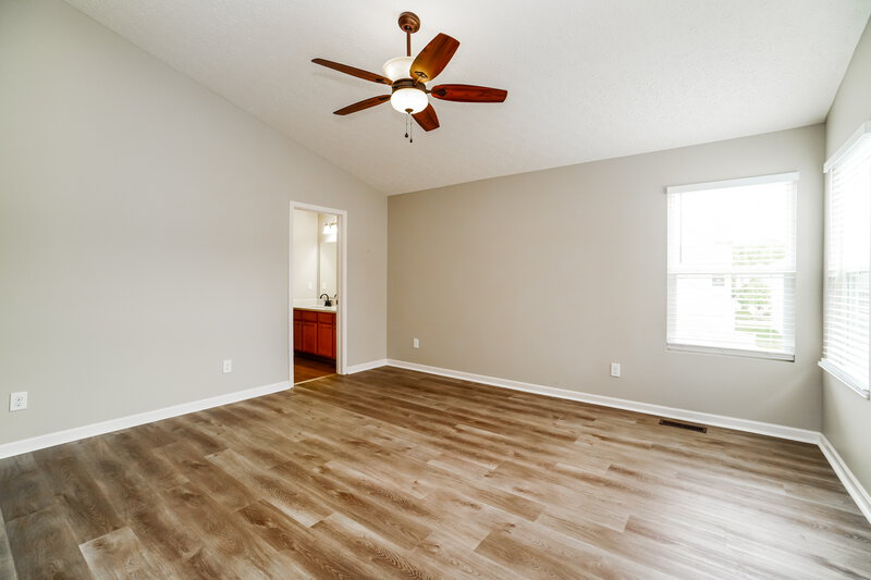 2,155/Mo, 2190 Bowley Brook Dr Columbus, OH 43219 Main Bedroom View 2