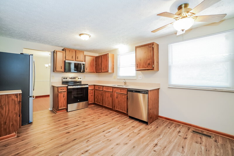 2,235/Mo, 6780 Atlin Ct Dublin, OH 43017 Kitchen View