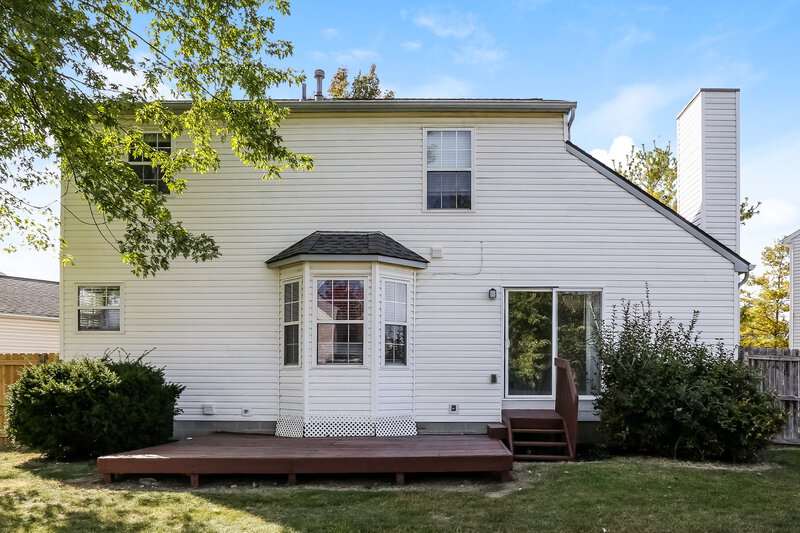 2,130/Mo, 5005 CRESTBURY CT HILLIARD, OH 43026 Rear View