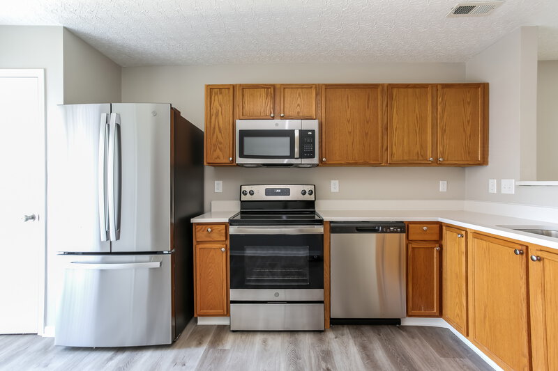 0/Mo, 7774 Jefferson Run Unit 103 Blacklick, OH 43004 Kitchen View 2