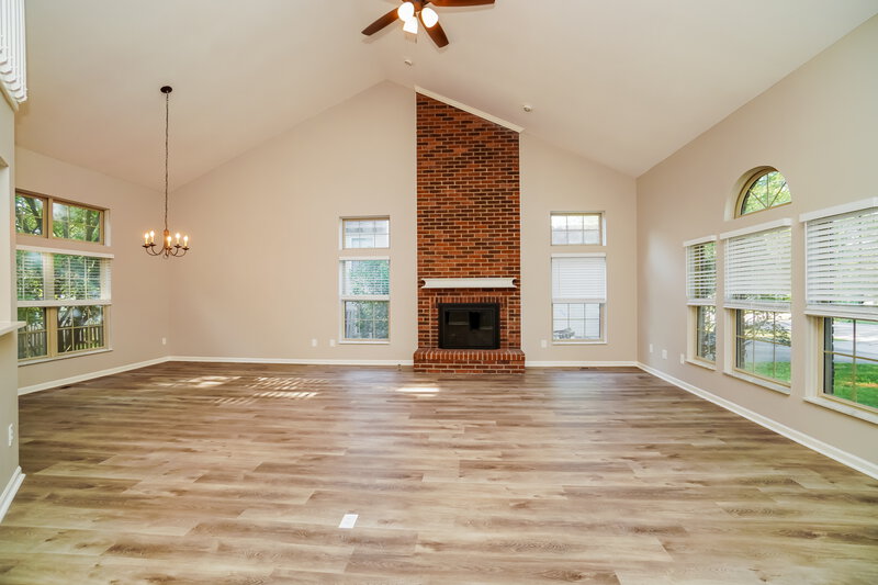 2,920/Mo, 1635 Saffron Dr Marysville, OH 43040 Living Room View