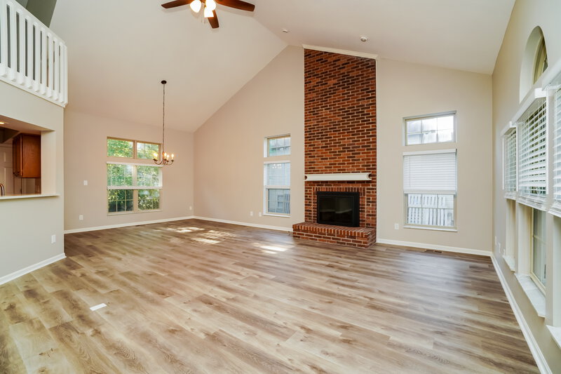 2,920/Mo, 1635 Saffron Dr Marysville, OH 43040 Living Room View 2