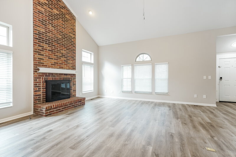2,845/Mo, 1635 Saffron Dr Marysville, OH 43040 Living Room View 2