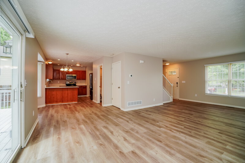 2,285/Mo, 3205 Saint Bernard Cir Columbus, OH 43232 Misc View 3