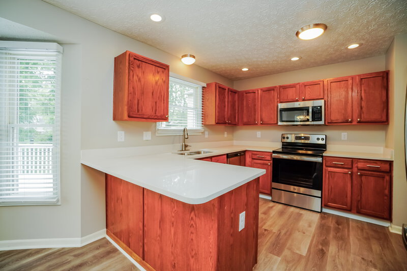 2,285/Mo, 3205 Saint Bernard Cir Columbus, OH 43232 Misc View 6