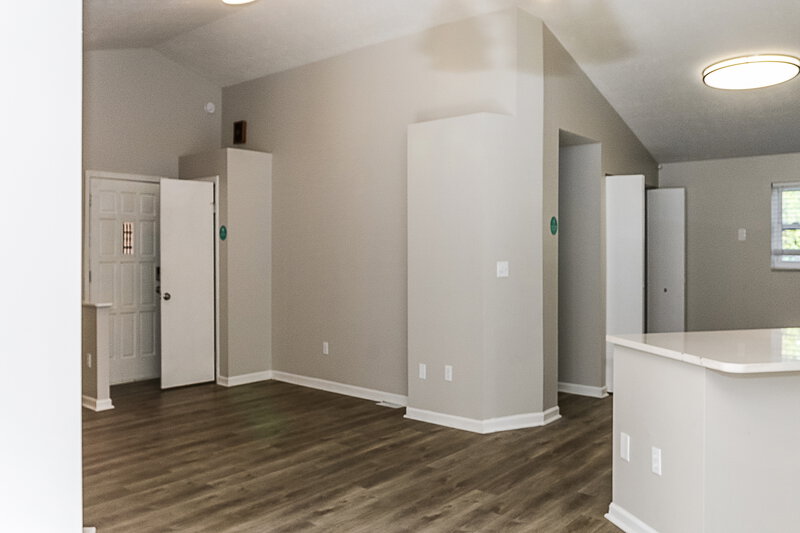 2,285/Mo, 4448 Charlotte Rd Obetz, OH 43207 Dining Room View
