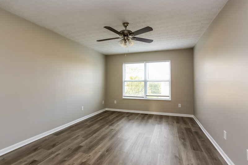 2,220/Mo, 4221 Nipigon Dr Columbus, OH 43207 Main Bedroom View 2