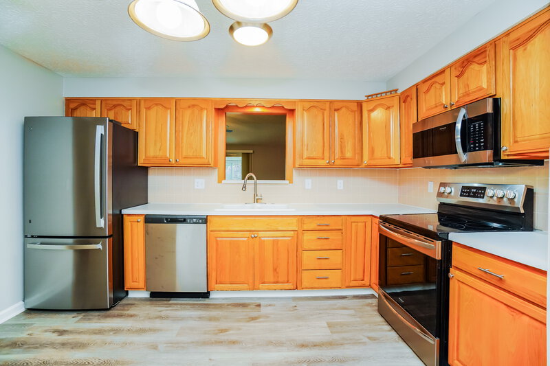 1,950/Mo, 3446 Taco Ct Canal Winchester, OH 43110 Kitchen View