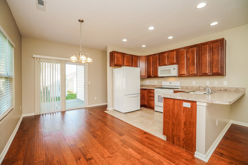 2,490/Mo, 4001 Blue Mountain Cir Columbus, OH 43230 Dining Room View