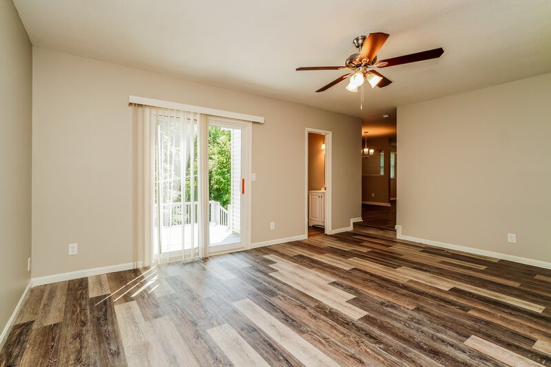 2,980/Mo, 8437 Papillon Ave Reynoldsburg, OH 43068 Family Room View