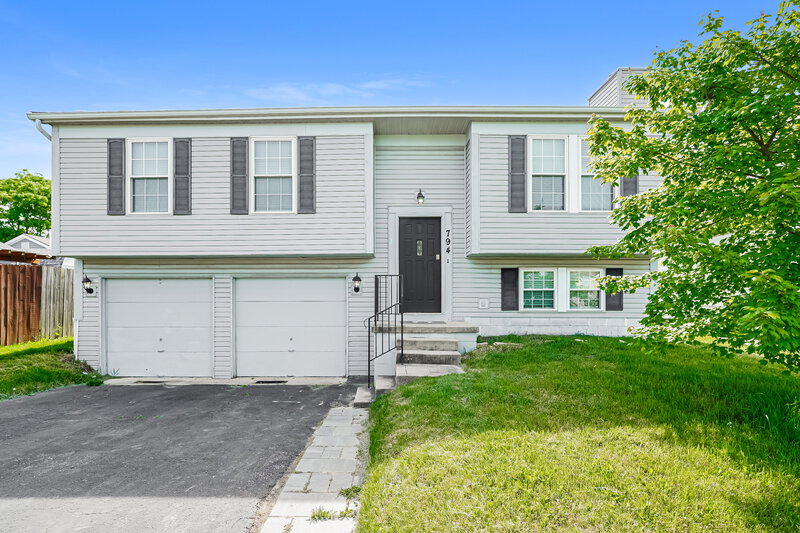 2,125/Mo, 794 Wallinger Dr Galloway, OH 43119 External View
