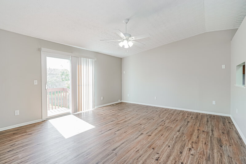 2,125/Mo, 794 Wallinger Dr Galloway, OH 43119 Living Room View
