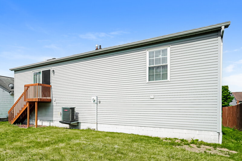 2,125/Mo, 794 Wallinger Dr Galloway, OH 43119 Rear View