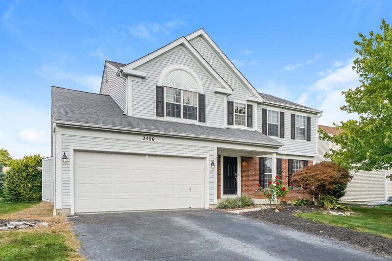 2,225/Mo, 2406 Ziner Cir S Grove City, OH 43123 Front View