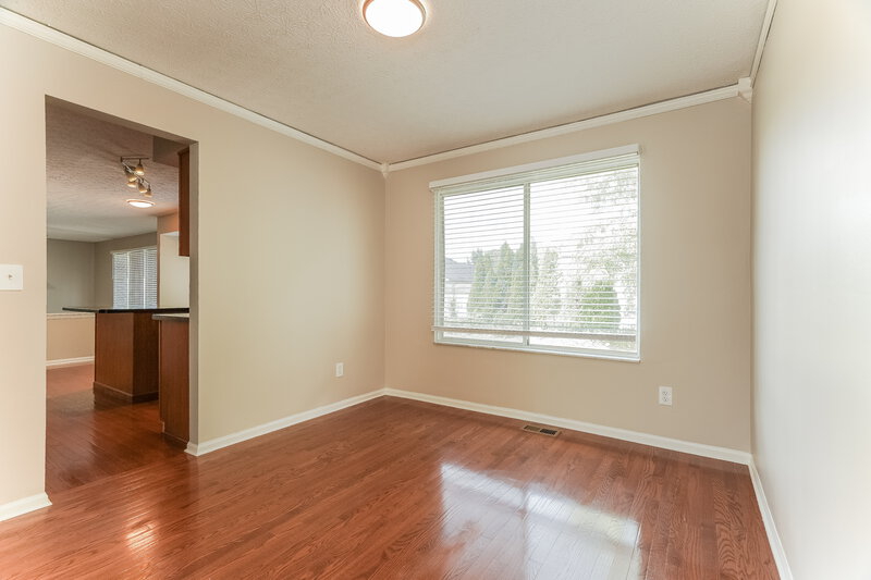 2,225/Mo, 2406 Ziner Cir S Grove City, OH 43123 Dining Room View