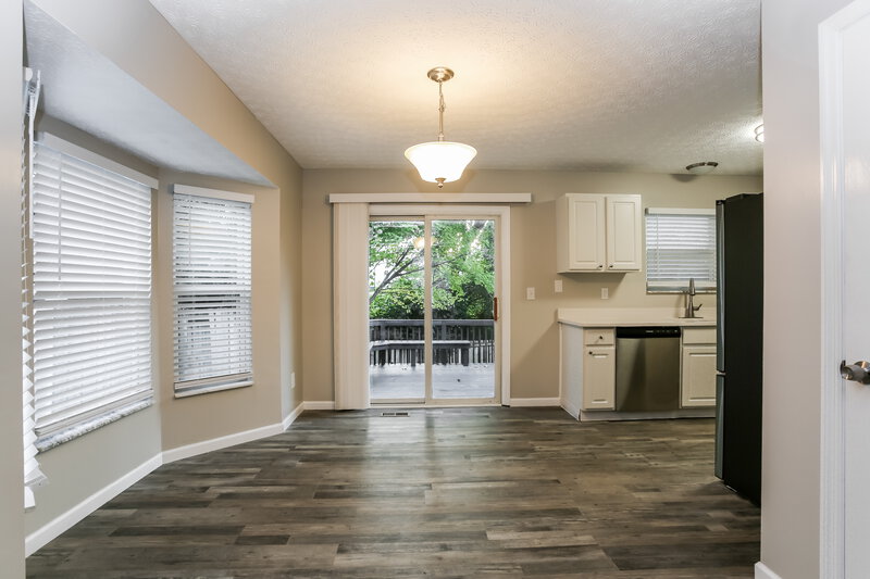 0/Mo, 1361 Wild Oats Dr Columbus, OH 43204 Dining Room View