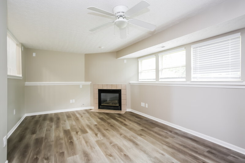 3,290/Mo, 3357 Joes Way Columbus, OH 43223 Living Room View