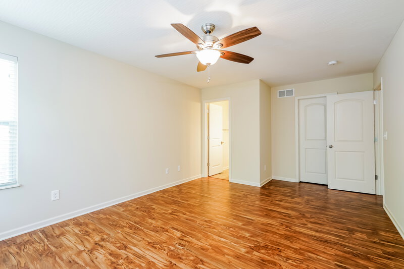 2,020/Mo, 127 Faulkner Dr Lithopolis, OH 43136 Main Bedroom View 2
