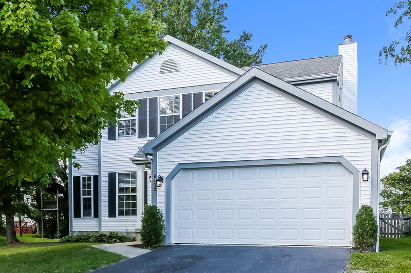 2,575/Mo, 8402 Lucerne Dr Reynoldsburg, OH 43068 Front View