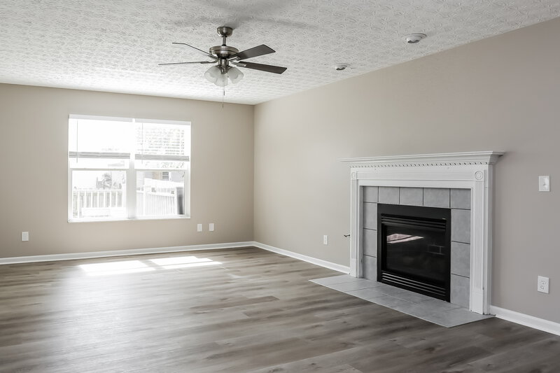 2,295/Mo, 4003 Prestige Ct Grove City, OH 43123 Living Room View 2