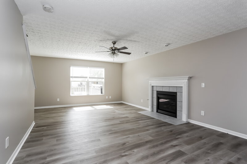 2,295/Mo, 4003 Prestige Ct Grove City, OH 43123 Living Room View 3
