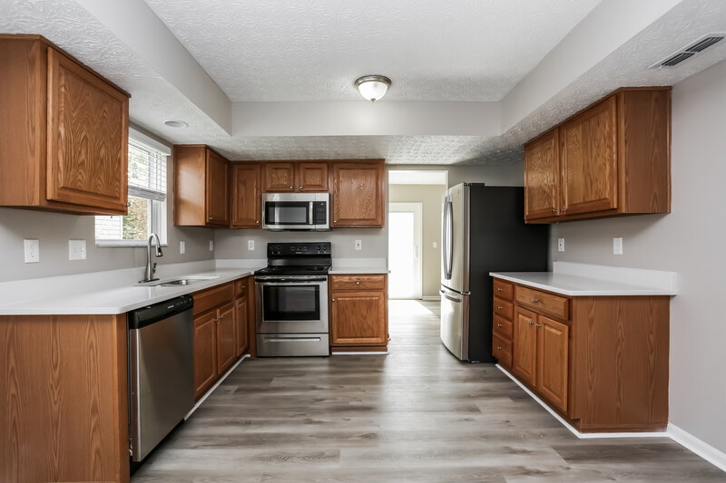 2,295/Mo, 4003 Prestige Ct Grove City, OH 43123 Kitchen View