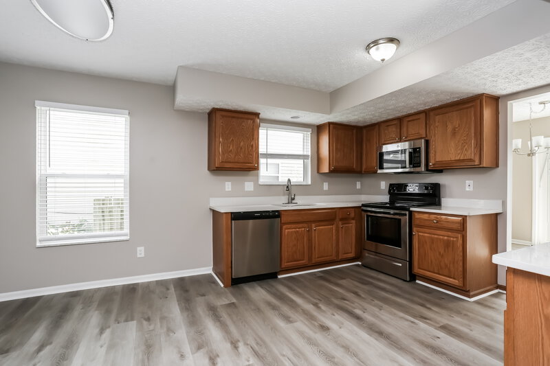 2,295/Mo, 4003 Prestige Ct Grove City, OH 43123 Kitchen View 2