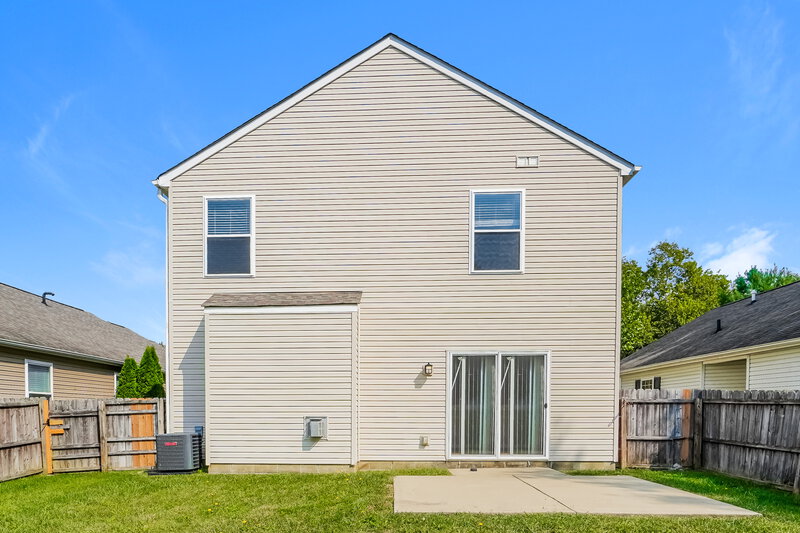 2,760/Mo, 6933 Spring Bloom Dr Canal Winchester, OH 43110 Rear View