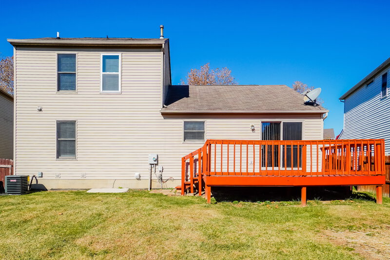 2,045/Mo, 408 Galloway Ridge Dr Galloway, OH 43119 Rear View