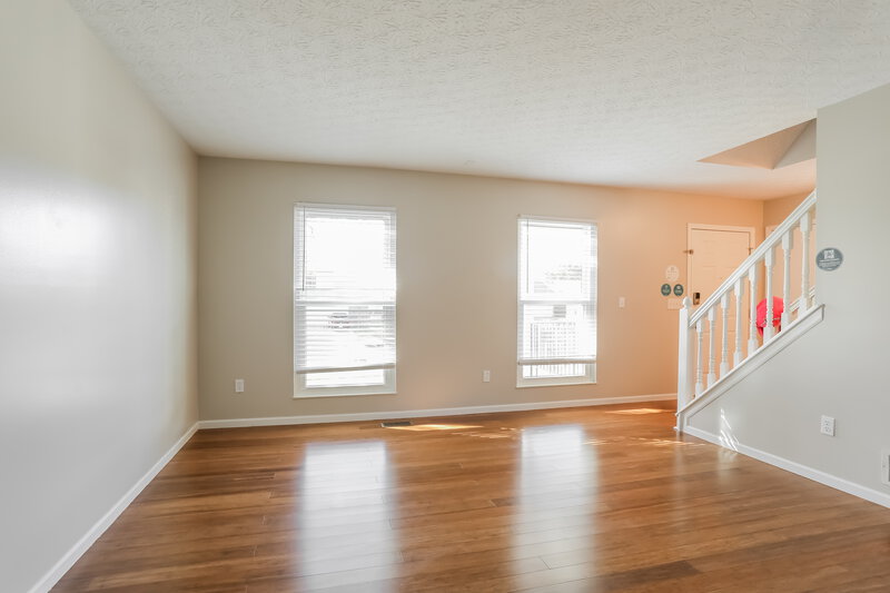 2,360/Mo, 8469 Kingsley Dr Reynoldsburg, OH 43068 Misc View 2