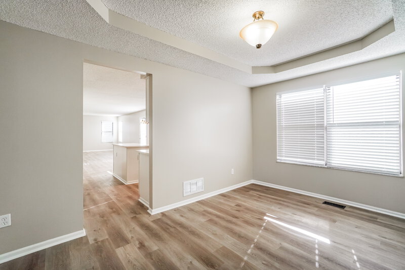 2,335/Mo, 8545 Kingsley Dr Reynoldsburg, OH 43068 Dining Room View