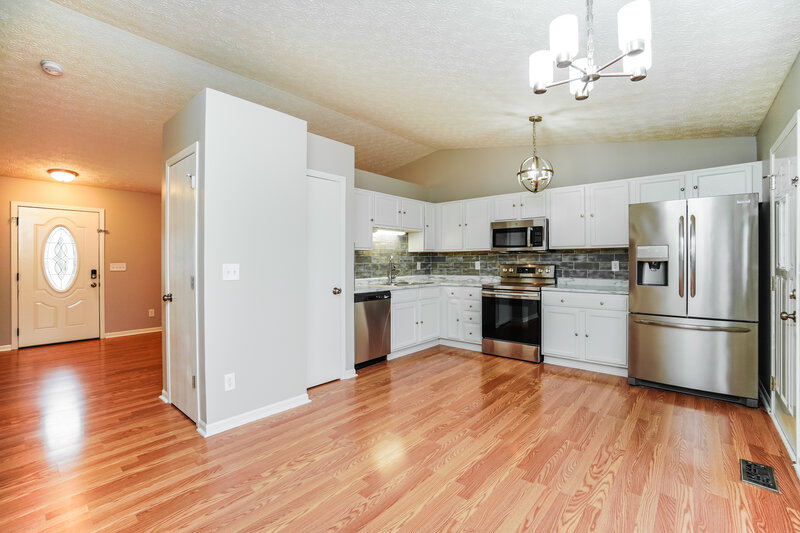 1,945/Mo, 5651 Readers St Canal Winchester, OH 43110 Dining Room View 2