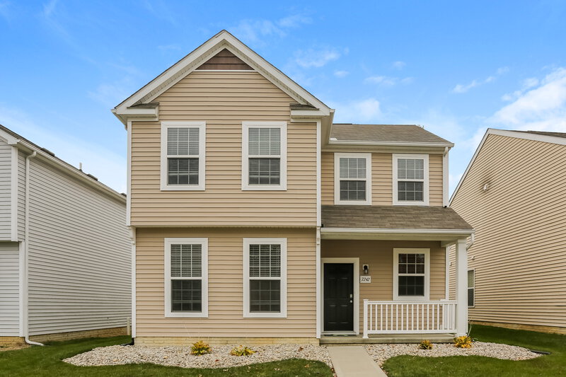 2,075/Mo, 7242 Rondeau Dr Reynoldsburg, OH 43068 External View