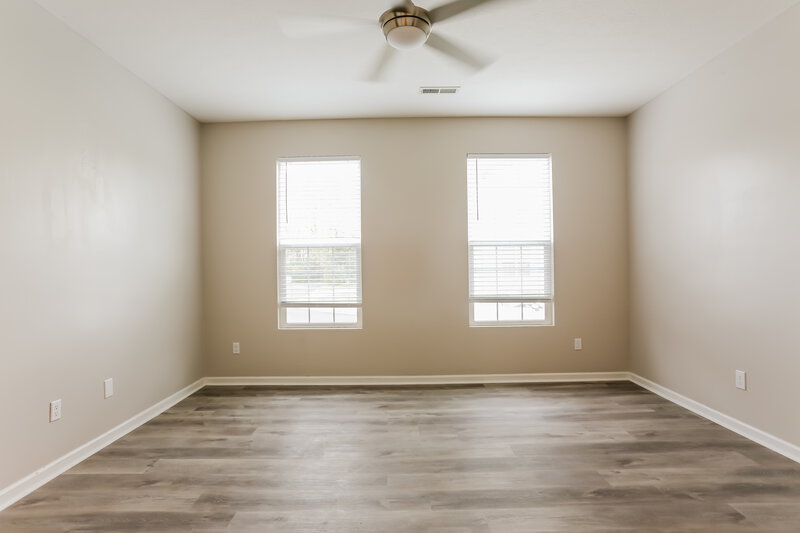 2,075/Mo, 7242 Rondeau Dr Reynoldsburg, OH 43068 Main Bedroom View