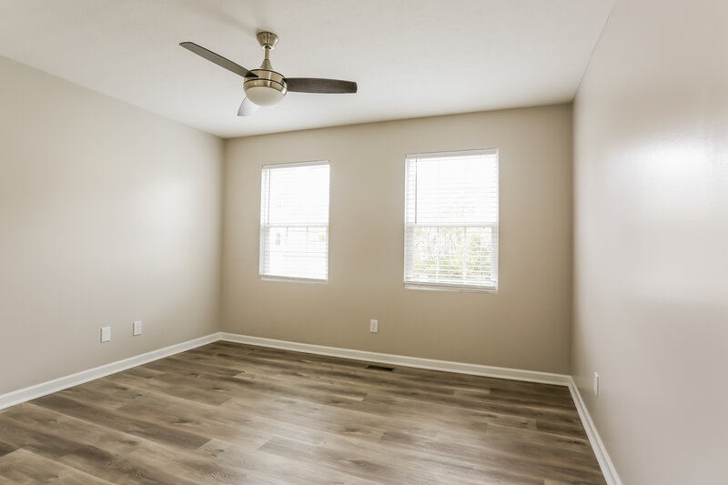 2,075/Mo, 7242 Rondeau Dr Reynoldsburg, OH 43068 Main Bedroom View 2