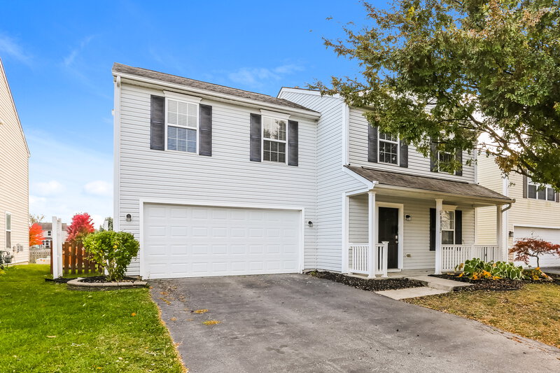 2,120/Mo, 8039 Beardsley Ave Blacklick, OH 43004 Front View