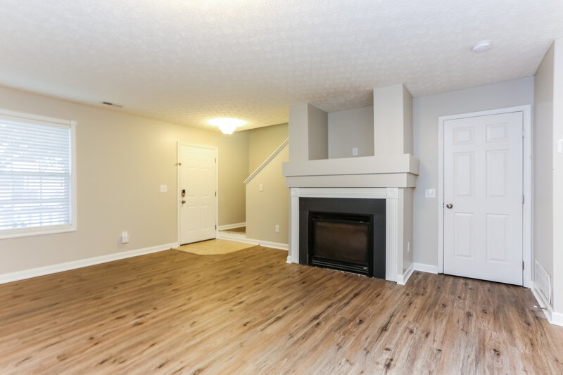 2,120/Mo, 8039 Beardsley Ave Blacklick, OH 43004 Living Room View