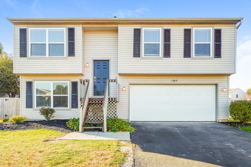 1,905/Mo, 1365 Randan Dr Columbus, OH 43207 External View