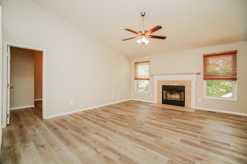 1,750/Mo, 1891 Brandigen Ln Columbus, OH 43228 Living Room View