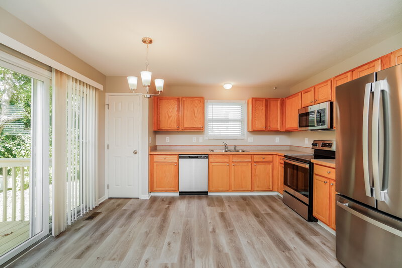 1,750/Mo, 1891 Brandigen Ln Columbus, OH 43228 Kitchen View