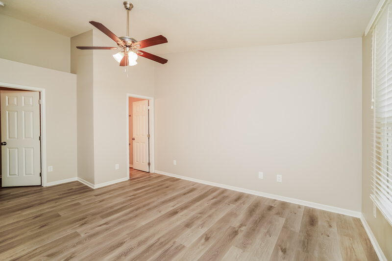 1,750/Mo, 1891 Brandigen Ln Columbus, OH 43228 Main Bedroom View 2