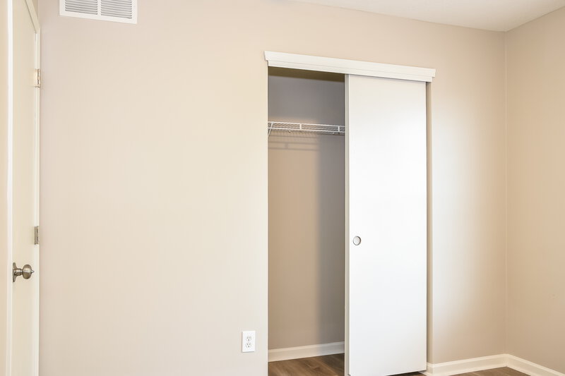 2,230/Mo, 5347 Dietrich Ave Orient, OH 43146 Bedroom View 2