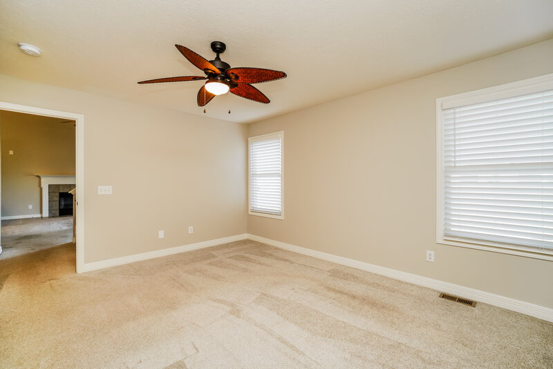 2,355/Mo, 718 Orwell St Lithopolis, OH 43136 Main Bedroom View