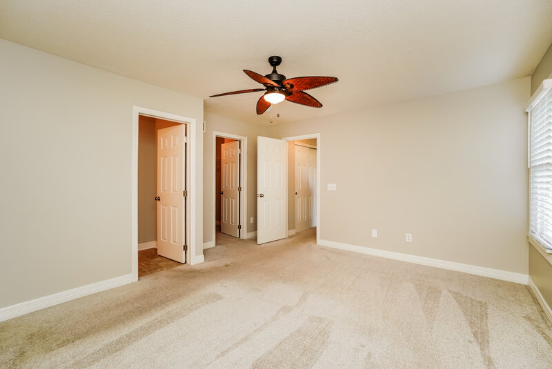 2,355/Mo, 718 Orwell St Lithopolis, OH 43136 Main Bedroom View 2