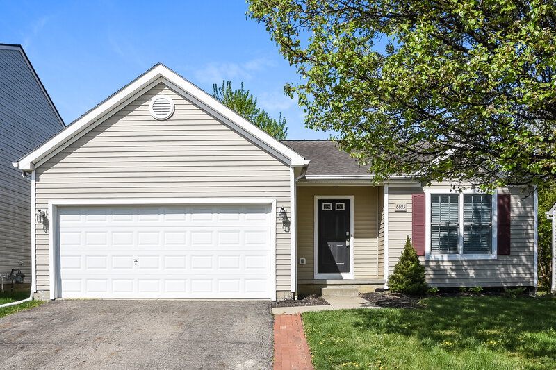 2,215/Mo, 6693 Laburnum Dr Canal Winchester, OH 43110 External View