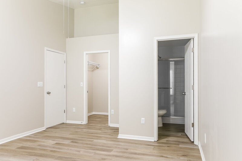 2,215/Mo, 6693 Laburnum Dr Canal Winchester, OH 43110 Main Bedroom View 2